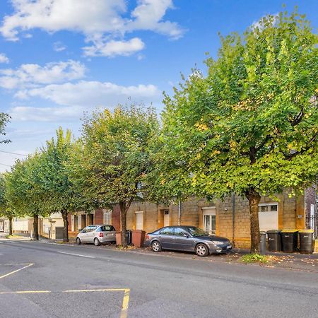 Budget Appart Avec Parking Au Centre-Ville Charleville-Mézières Extérieur photo
